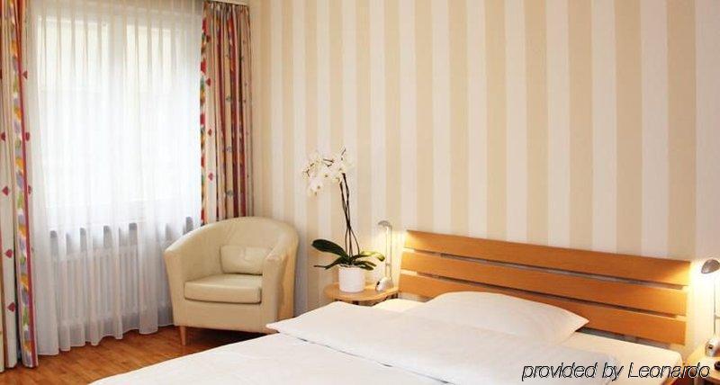 Hotel Roter Turm Solothurn Habitación foto